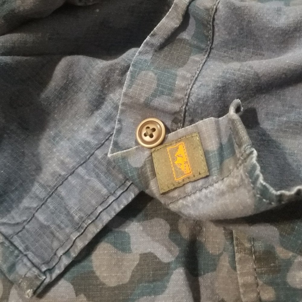 Blue camo men's Northwest Territory XXL shirt - Picture 3 of 4